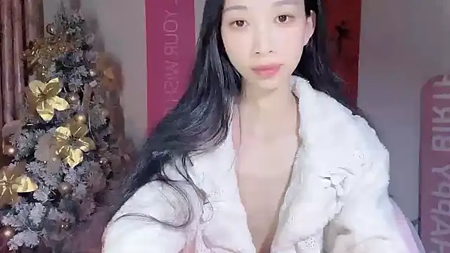 Lili-2 online show from January 3, 2025, 4:27 pm
