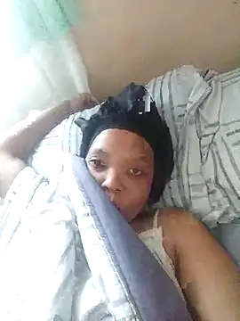 Feathergal69  online show from October 12, 2025, 8:37 am