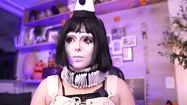 Dear Morgan online show from November 3, 2025, 10:57 pm