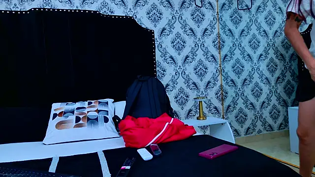 Snapshot of Derieri_D chatting on March 1, 2026, 7:47 pm Derieri D online show from March 1, 2026, 7:47 pm