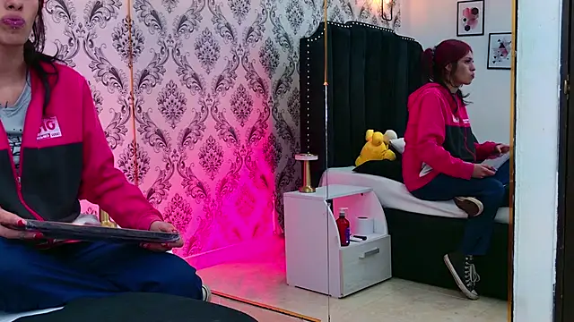 Snapshot of Derieri_D chatting on February 2, 2026, 7:46 pm Derieri D online show from February 2, 2026, 7:46 pm