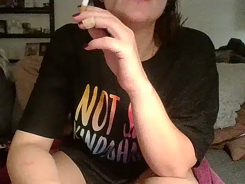 Snapshot of SugarPie chatting on December 8, 2024, 7:26 am SugarPie online show from December 8, 2024, 7:26 am