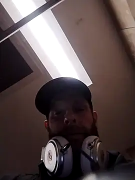 axelongshaft69 online show from March 12, 2026, 2:28 am