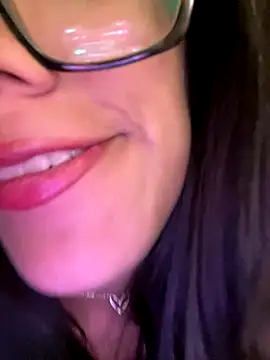 Snapshot of AleFantasy0001 chatting on September 24, 2025, 4:19 am AleFantasy0001 online show from September 24, 2025, 4:19 am