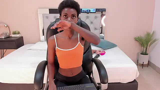 Snapshot of kenya_stone_1 chatting on February 27, 2025, 7:58 pm kenya stone 1 online show from February 27, 2025, 7:58 pm