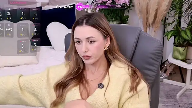 Snapshot of Sophie_Enzo chatting on October 15, 2025, 10:45 am Sophie Enzo online show from October 15, 2025, 10:45 am