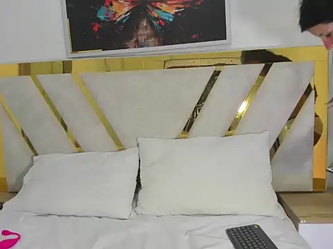 Snapshot of Emma_Payton chatting on October 10, 2025, 12:39 pm Emma Payton online show from October 10, 2025, 12:39 pm