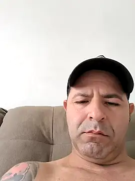 Snapshot of Marciogrei chatting on November 17, 2025, 8:02 pm Marciogrei online show from November 17, 2025, 8:02 pm