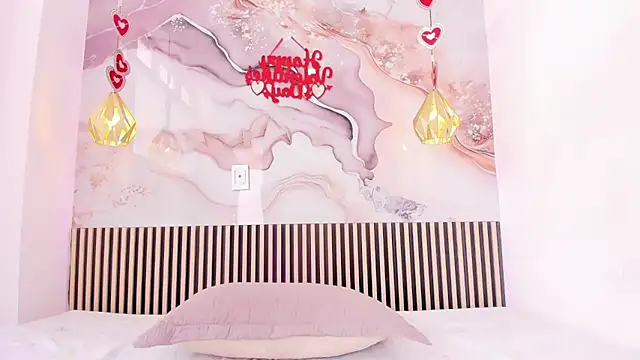 EvelynSweet1 online show from March 6, 2026, 6:58 pm