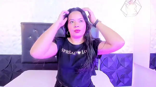 EvelynSweet1 online show from March 12, 2025, 7:25 pm