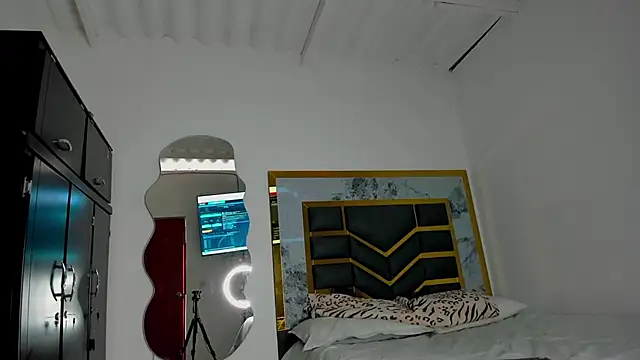 MattDevon online show from October 31, 2025, 9:11 pm