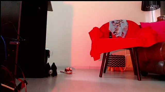 Cutie Erikaa1 online show from March 13, 2025, 5:54 am