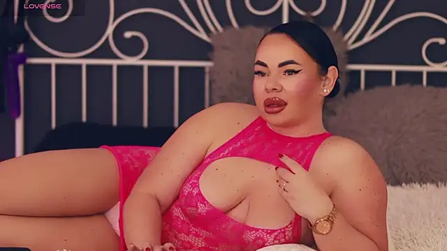 MissLilaa online show from November 25, 2025, 4:18 pm