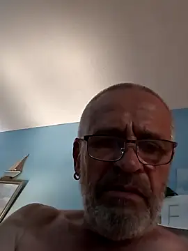 Snapshot of geilerschwanz64 chatting on March 10, 2025, 3:45 am geilerschwanz64 online show from March 10, 2025, 3:45 am