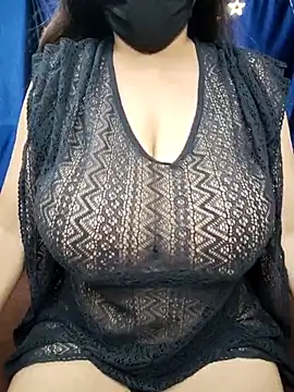 Snapshot of XXHOTSEX69 chatting on October 5, 2025, 11:01 am XXHOTSEX69 online show from October 5, 2025, 11:01 am