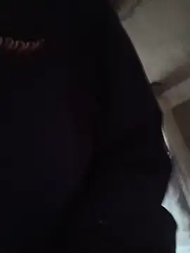 Snapshot of Sweet___Dick chatting on July 28, 2026, 3:32 pm Sweet Dick online show from July 28, 2026, 3:32 pm