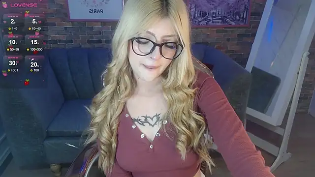 Kitty fox b online show from March 6, 2025, 12:52 pm