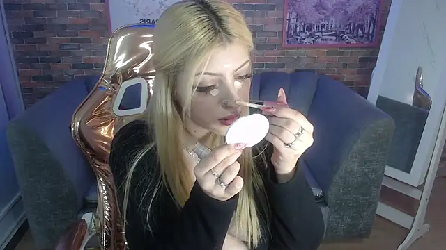 Kitty fox b online show from February 25, 2025, 1:00 pm