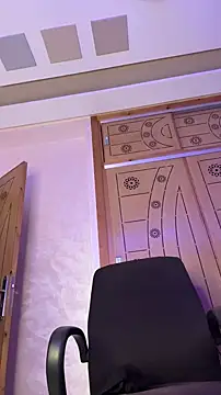 Snapshot of sexy_kaaylie chatting on October 18, 2025, 9:17 pm sexy kaaylie online show from October 18, 2025, 9:17 pm