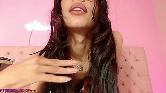 alice sofia online show from April 15, 2026, 7:58 pm