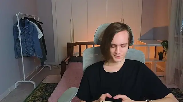 nikompell online show from March 23, 2025, 4:05 am