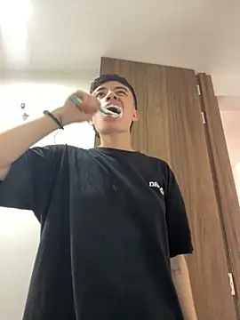 Snapshot of nico_18x chatting on September 26, 2025, 8:59 pm nico 18x online show from September 26, 2025, 8:59 pm