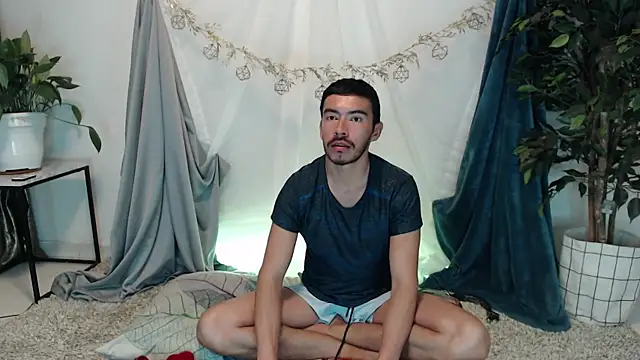 lexxandbusterr online show from September 19, 2025, 4:27 am