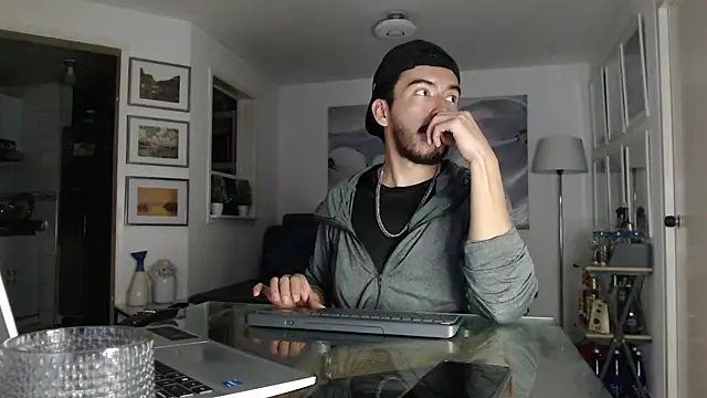 lexxandbusterr online show from October 29, 2025, 4:55 am