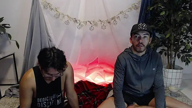 lexxandbusterr online show from September 18, 2025, 4:26 am