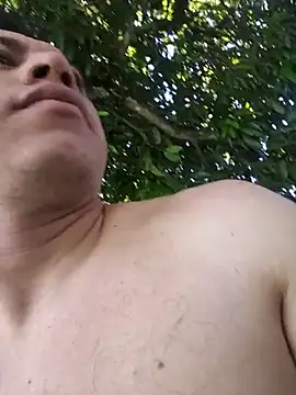 Snapshot of aleejhandraa chatting on October 24, 2025, 5:12 pm aleejhandraa online show from October 24, 2025, 5:12 pm