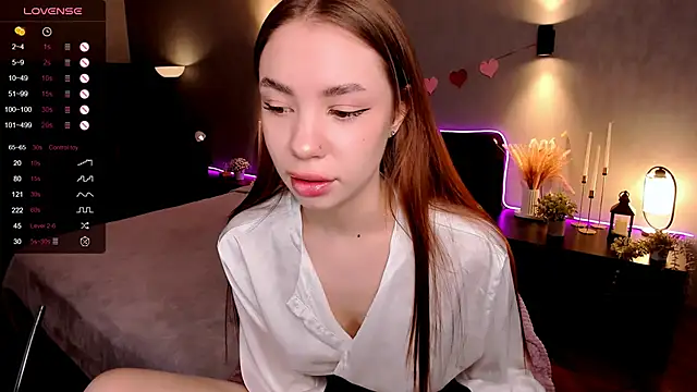 MilliBrown  online show from November 29, 2025, 7:08 am