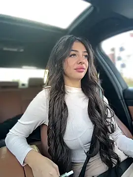 Snapshot of LaraVegas_ chatting on September 20, 2025, 5:34 am LaraVegas online show from September 20, 2025, 5:34 am