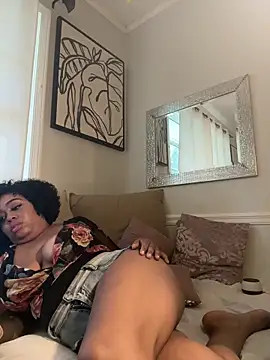 Snapshot of camiliaskye chatting on September 18, 2025, 3:15 pm camiliaskye online show from September 18, 2025, 3:15 pm