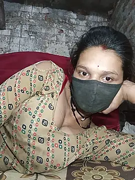 Hoty girl 143 online show from May 24, 2026, 1:16 am