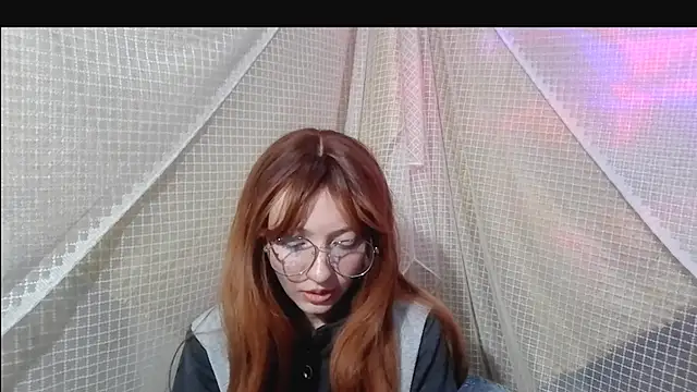 Snapshot of IsabellaBlacky chatting on February 19, 2025, 6:44 am IsabellaBlacky online show from February 19, 2025, 6:44 am