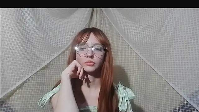 Snapshot of IsabellaBlacky chatting on October 5, 2025, 2:35 am IsabellaBlacky online show from October 5, 2025, 2:35 am