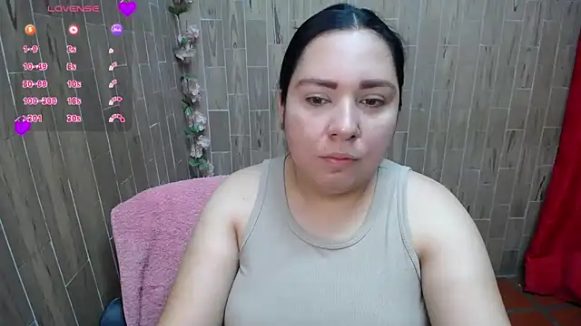 Snapshot of solyeria chatting on October 9, 2025, 8:42 pm solyeria online show from October 9, 2025, 8:42 pm