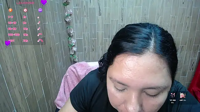 Snapshot of solyeria chatting on October 6, 2025, 4:35 am solyeria online show from October 6, 2025, 4:35 am