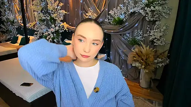 Snapshot of TrueReincarnation chatting on March 12, 2025, 4:13 pm TrueReincarnation online show from March 12, 2025, 4:13 pm