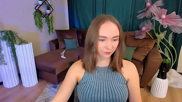 Snapshot of TrueReincarnation chatting on September 23, 2025, 4:03 pm TrueReincarnation online show from September 23, 2025, 4:03 pm