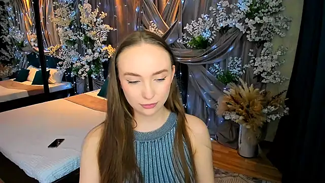 Snapshot of TrueReincarnation chatting on March 7, 2025, 4:33 pm TrueReincarnation online show from March 7, 2025, 4:33 pm