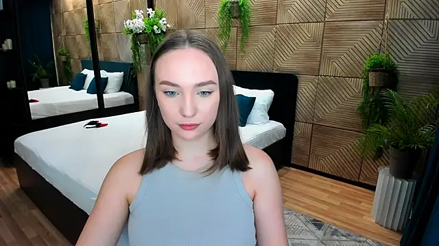 Snapshot of TrueReincarnation chatting on October 5, 2025, 10:17 am TrueReincarnation online show from October 5, 2025, 10:17 am