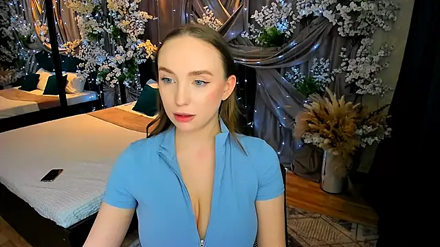 Snapshot of TrueReincarnation chatting on March 7, 2025, 7:38 pm TrueReincarnation online show from March 7, 2025, 7:38 pm