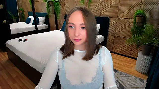 Snapshot of TrueReincarnation chatting on October 21, 2025, 4:17 pm TrueReincarnation online show from October 21, 2025, 4:17 pm