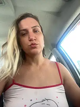 Snapshot of Bia_sexynovaes chatting on February 11, 2026, 12:38 pm Bia sexynovaes online show from February 11, 2026, 12:38 pm