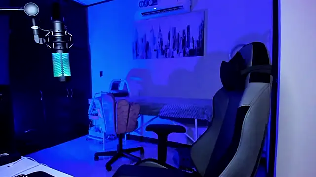 BrunoD31 online show from October 22, 2025, 5:18 am