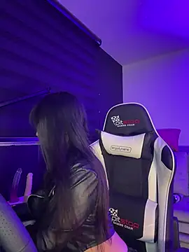 missycanoo online show from March 18, 2025, 2:08 am