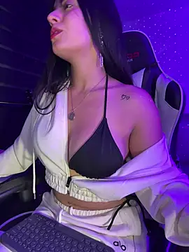 missycanoo online show from February 21, 2025, 2:39 am