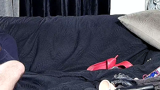 snowpanter online show from February 8, 2025, 9:46 pm