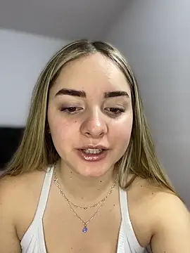 imlindapink online show from January 14, 2026, 5:05 pm